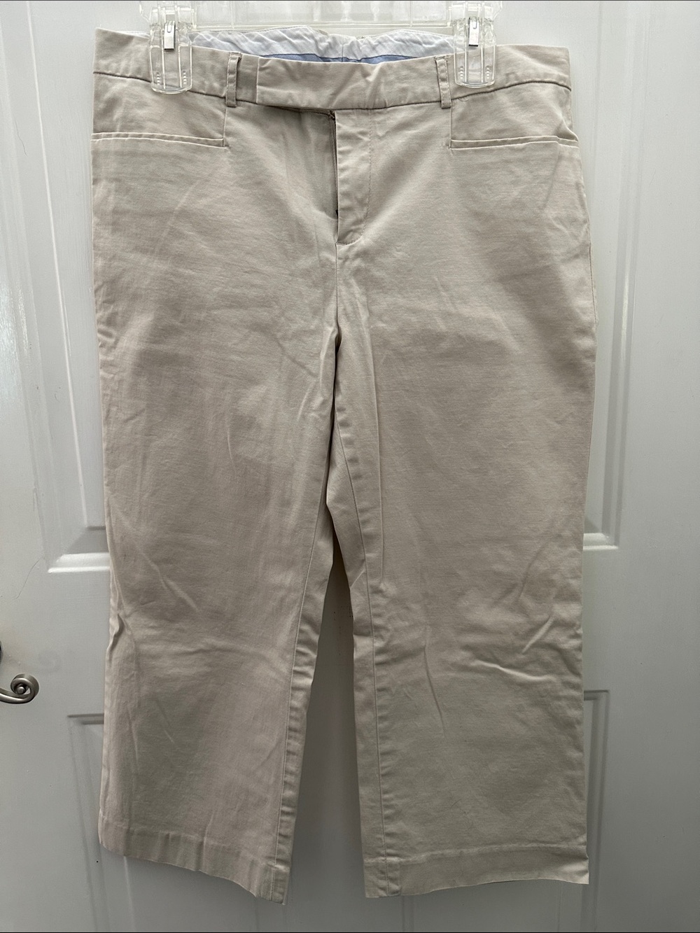 GAP Women's Cropped Straight Chinos in Light Beige
